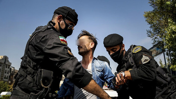 پایان زورگیری قلدر مسلح فلاح