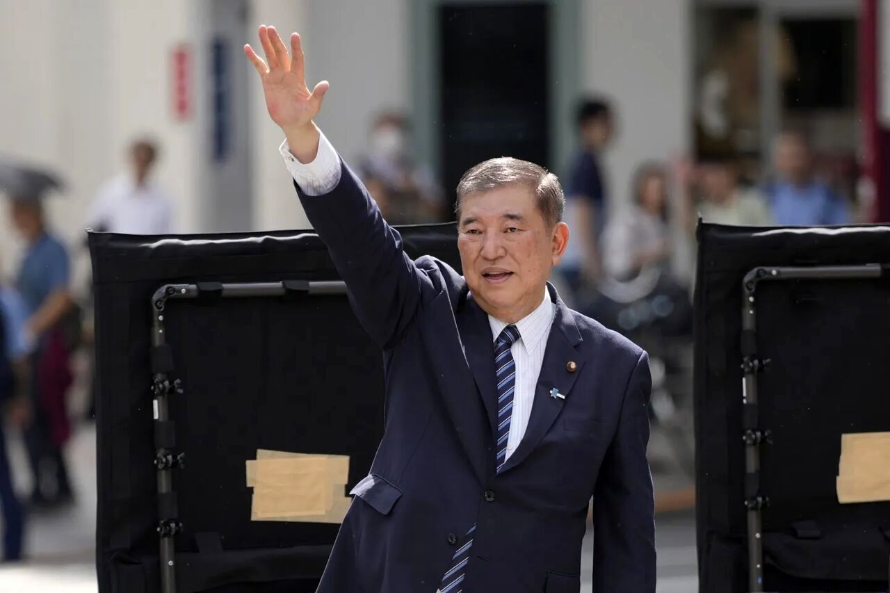 نخست‌وزیر ژاپن رسماً استعفا کرد