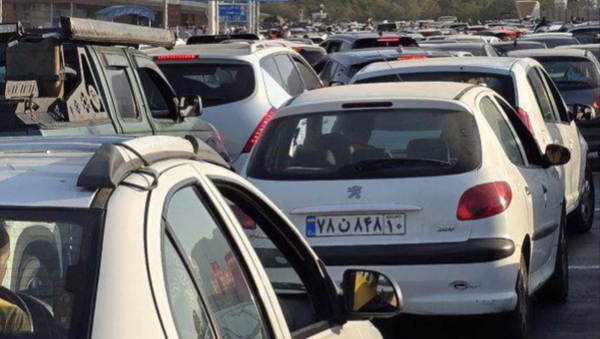 ترافیک 10 کیلومتری جاده چالوس / آزادراه تهران - شمال مسدود شد!