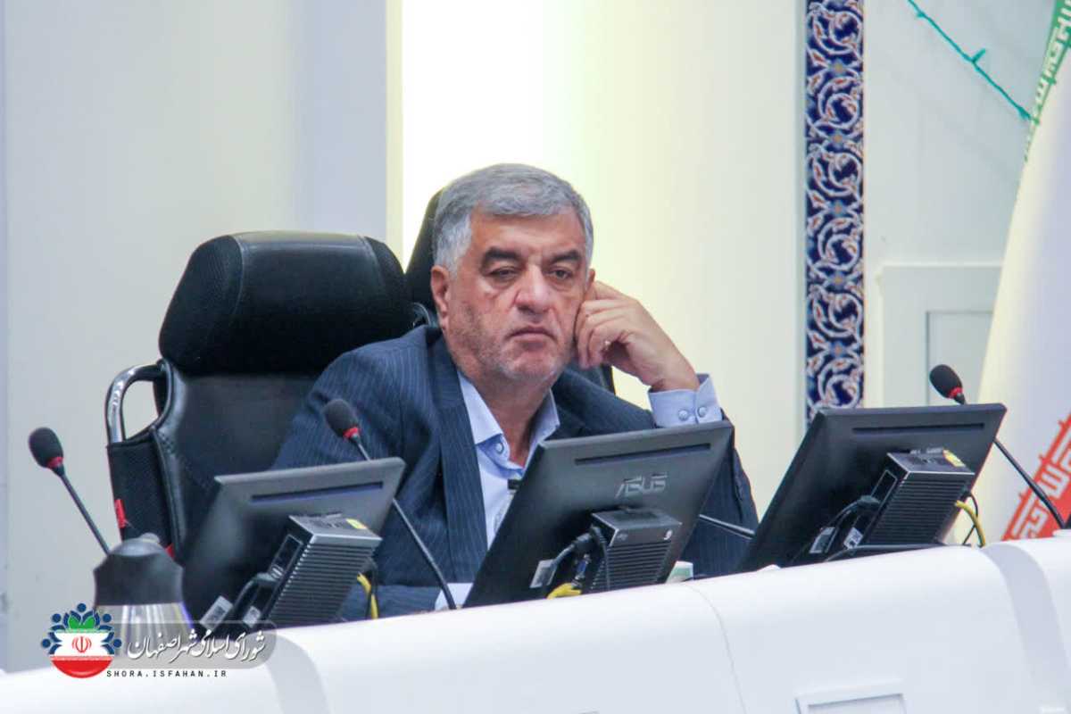 توسعه فضای سبز در حاشیه حلقه چهارم ترافیکی شهر اصفهان