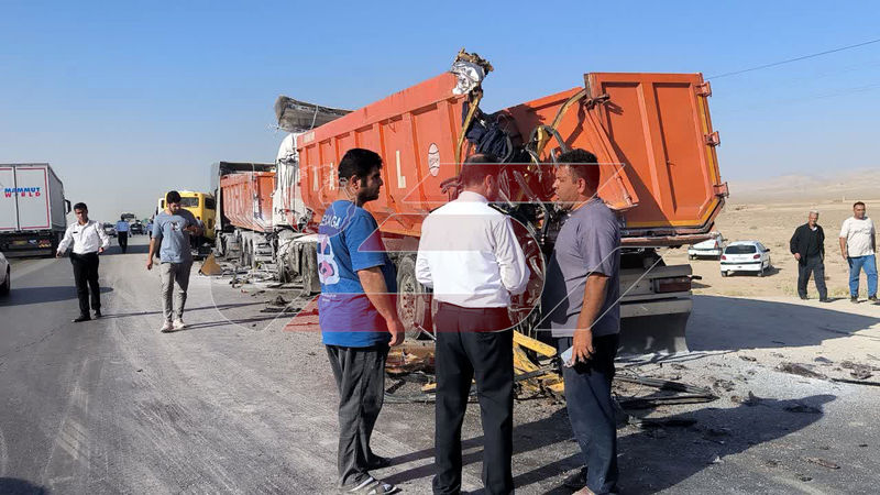 اسامی دانشجویان فوت‌شده در سمنان روی بورد!