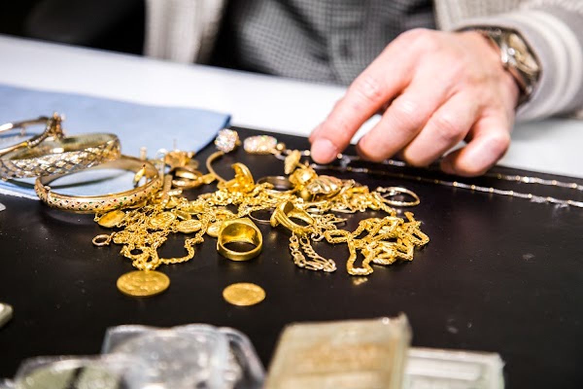 طلای ۱۸ عیار گرمی ۱۰ میلیون و ۹۵۴ هزار تومان شد