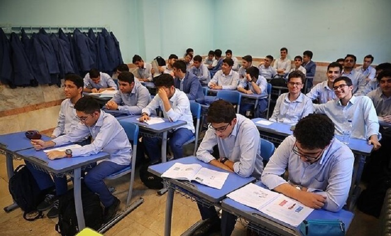تمامی مدارس کشور فردا دایر است/ امتحانات طبق برنامه برگزار می‌شود