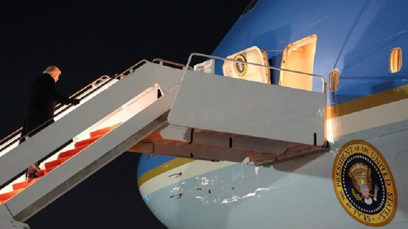 هواپیمای ترامپ مجدداً راهی سوئیس شد