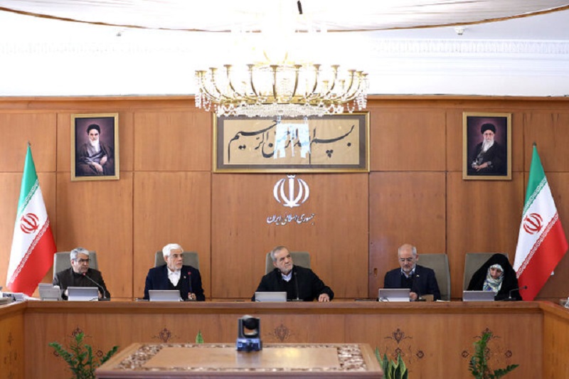 پزشکیان: بی توجهی به اقشار آسیب‌پذیر جامعه از عوامل مهم بروز نارضایتی‌ها است