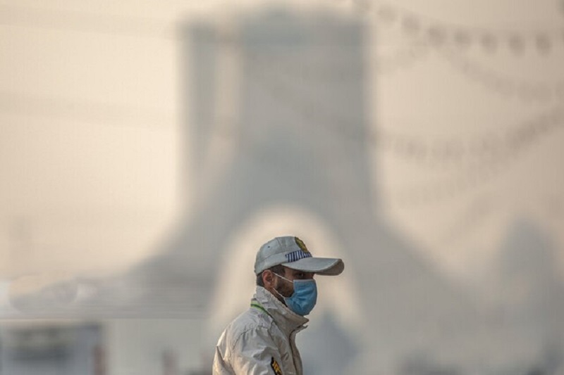 هوای پایتخت برای گروه‌های حساس ناسالم است