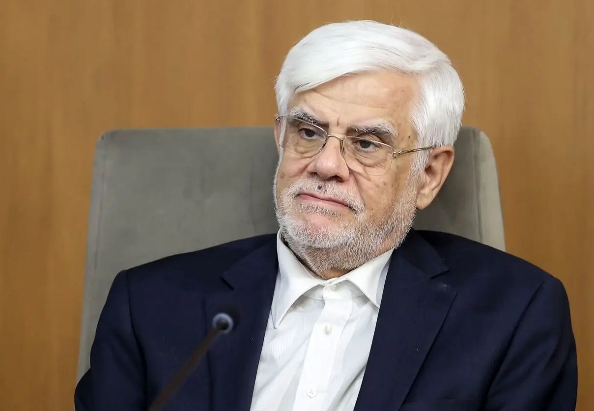 عارف: عوائد مصوبه بنزین در قالب کالابرگ به مردم می‌رسد