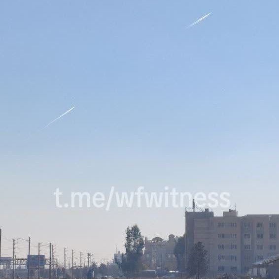 نور ناشناس در آسمان چند استان ایران + فیلم