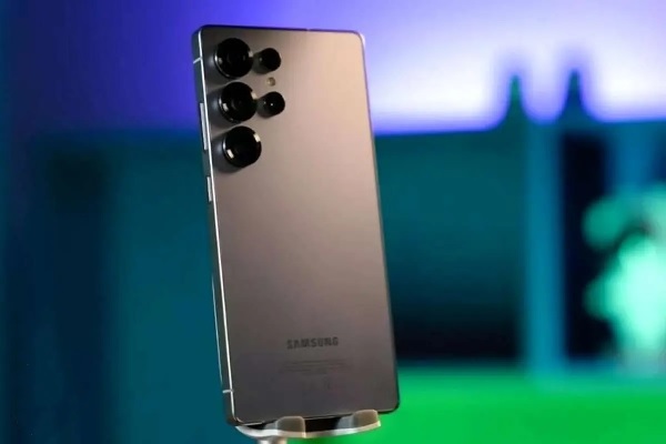 گلکسی S26 اولترا با شارژ ۶۰ وات و ارتباط ماهواره‌ای می‌آید