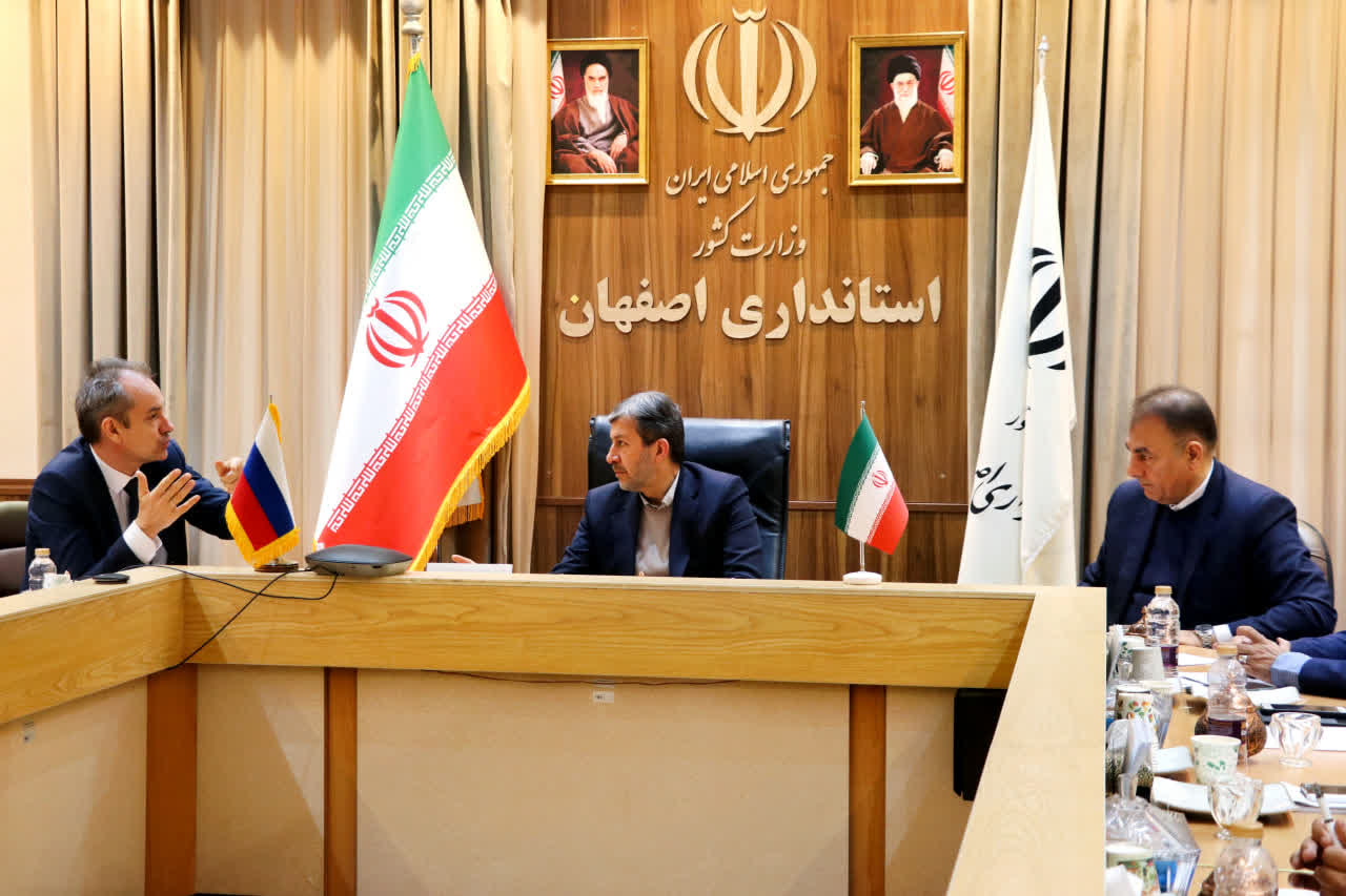 در دیدار با استاندار اصفهان مطرح شد؛ اعلام آمادگی تاتارستان برای توسعه همکاری‌های اقتصادی و فناوری با  اصفهان