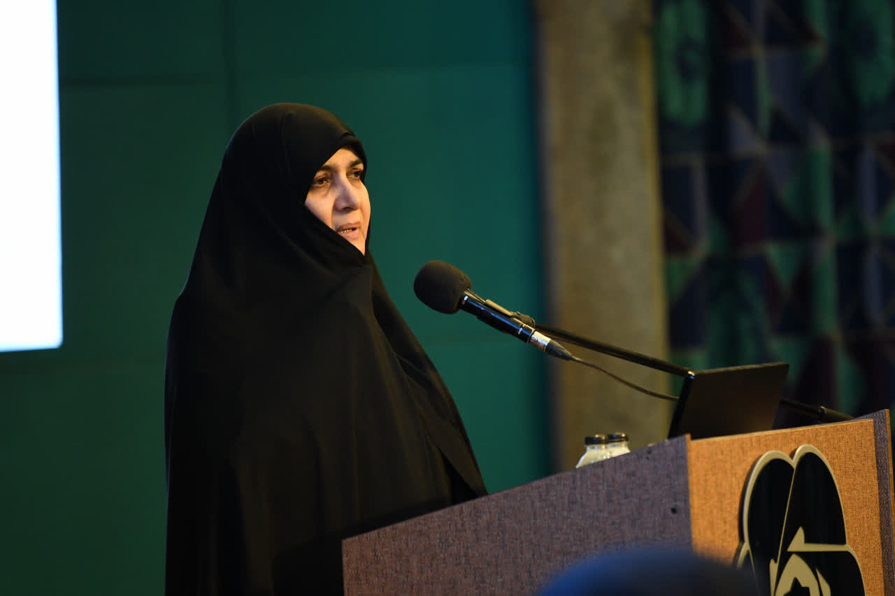 مدیرکل امور بانوان و خانواده استانداری اصفهان: اصفهان نخستین استان کشور در پرداخت تسهیلات جوانی و جمعیت است