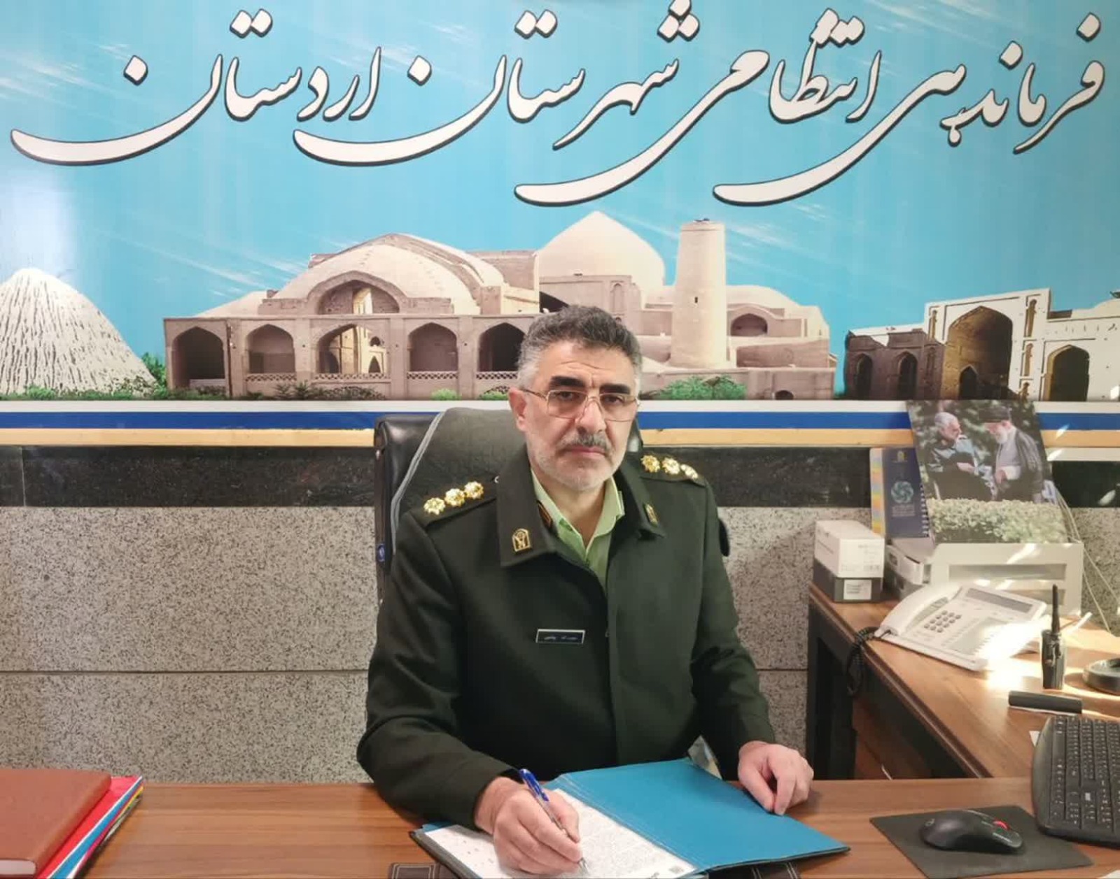 سرهنگ بهامین: سلسله عملیات های دستگیری سارقین در اردستان انجام شد