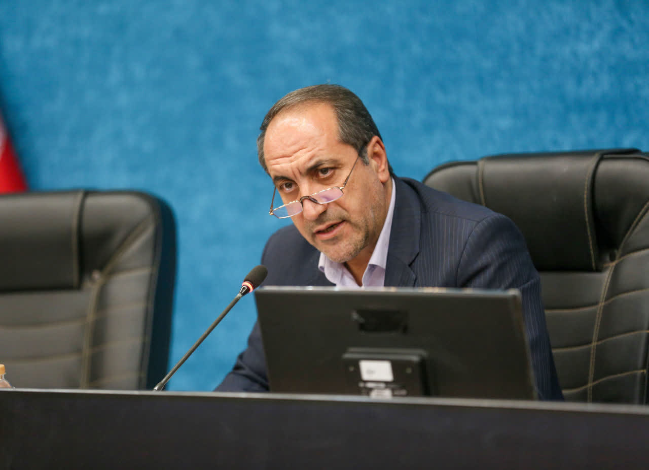 معاون سیاسی اجتماعی استاندار اصفهان: هیچ حاکمیتی نسبت به ترویج برهنگی بی‌تفاوت نیست