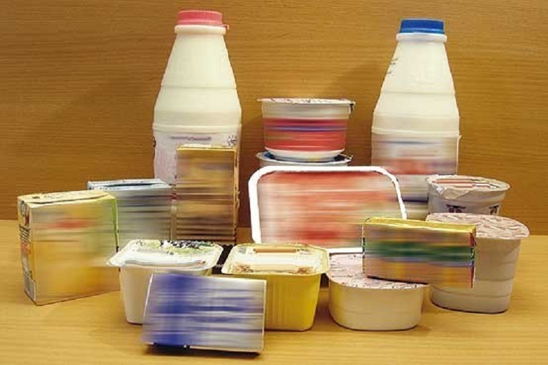 لبنیات هر روز گران‌تر می‌شود؛ مسئولان سکوت می‌کنند!