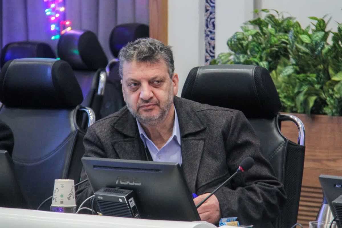 عضو شورای اسلامی شهر اصفهان: بدون بازتعریف برنامه‌های شهری مقابله با آلودگی هوا شوخی است