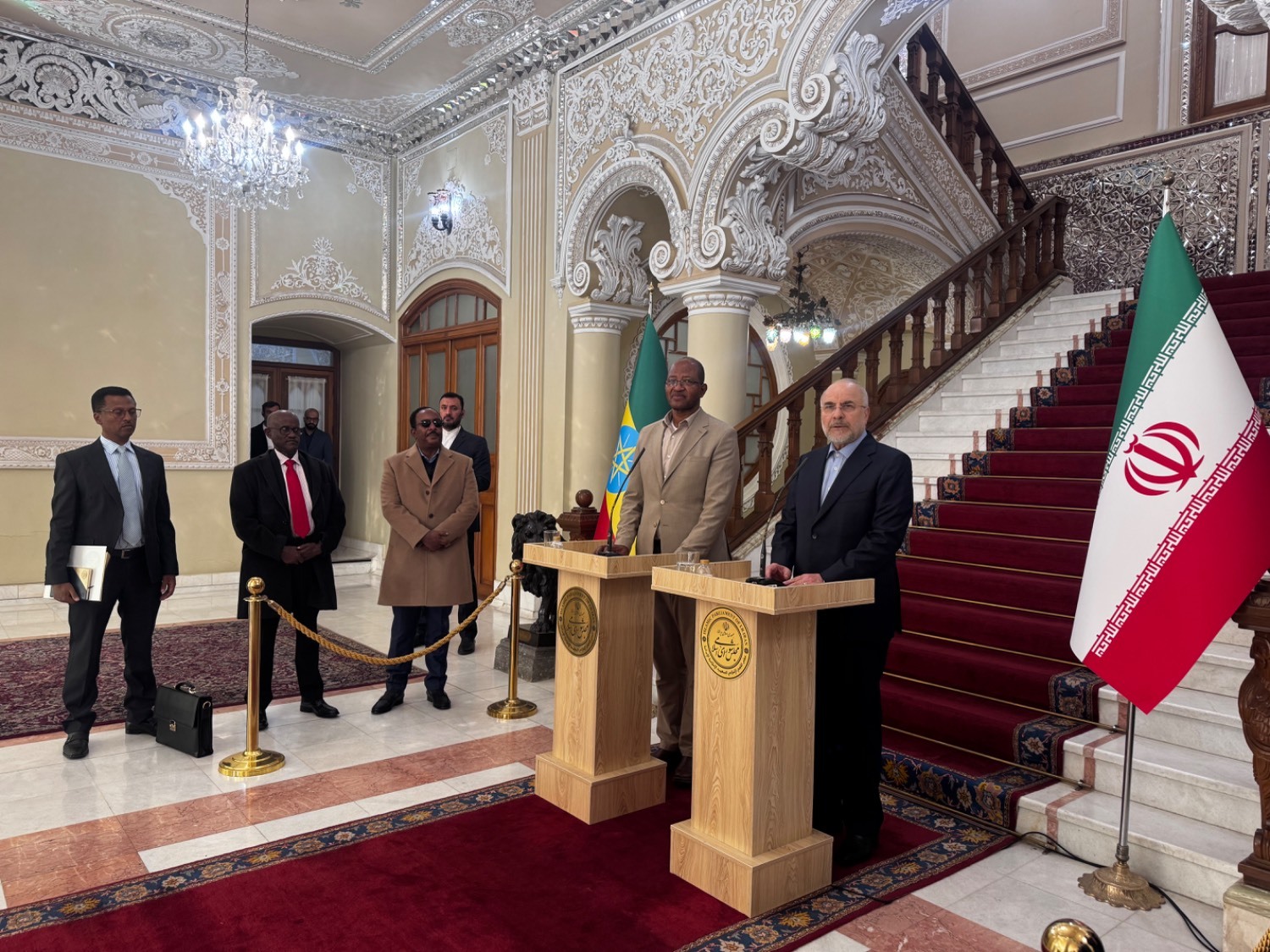 قالیباف: روابط ایران و اتیوپی را در چارچوب بریکس و همکاری‌های پارلمانی گسترش می‌دهیم/ فرصت های زیادی با کشورهای شاخ آفریقا وجود دارد