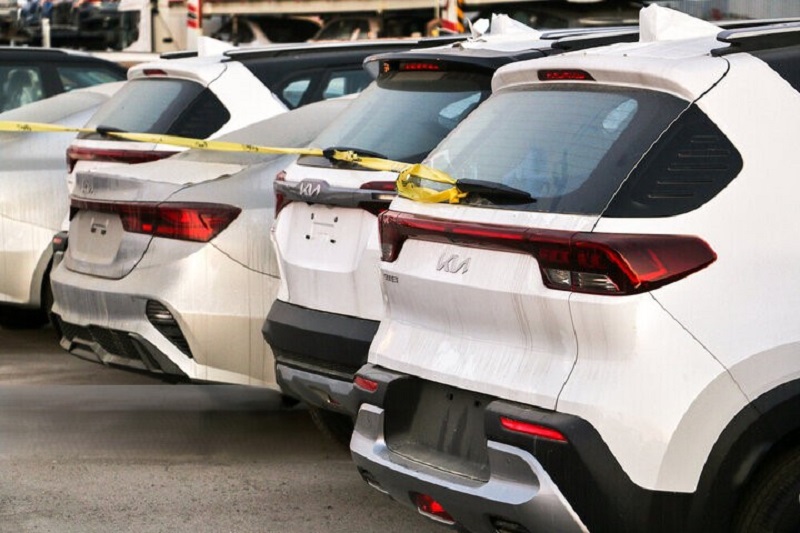 اعتراض واردکنندگان خودرو در نامه‌ای به معاون رئیس‌جمهور