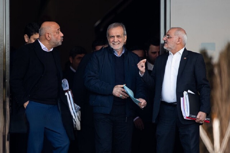 قول همتی به مردم / جزئیات حمله سایبری / پرداخت بدهی دولت به کامیون‌داران