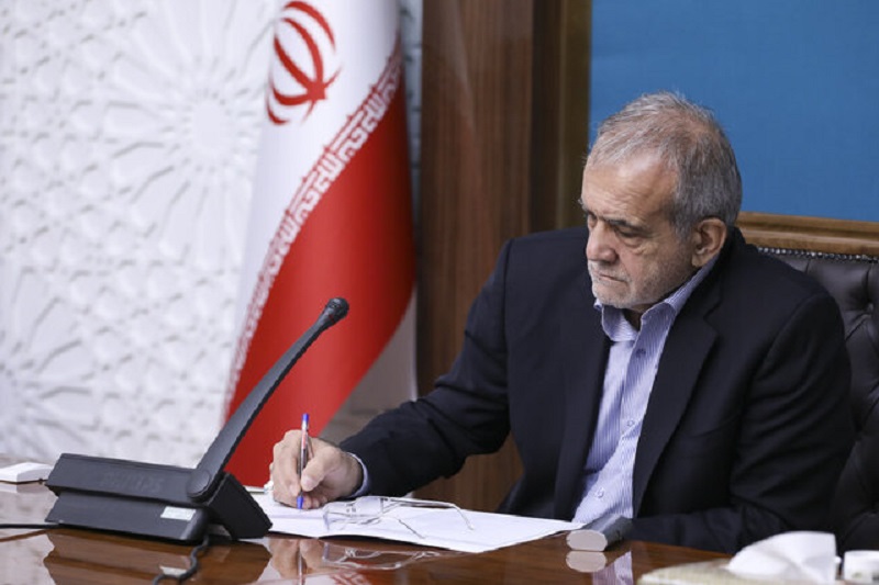 پیام تبریک رئیس‌جمهور به مناسبت میلاد حضرت مسیح (ع) و آغاز سال نو میلادی