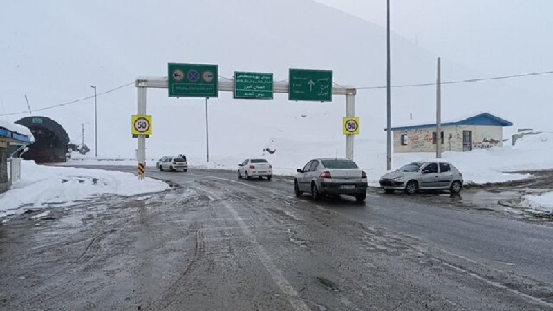 توصیه‌های پلیس راهور مازندران برای رانندگی ایمن در روزهای برفی